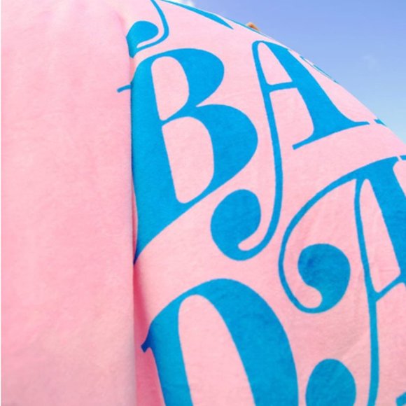 No Bad Day All Around Giant Circle Beach Towel - Picture 2 of 4